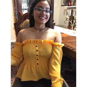 Meet your Posher, Alejandra